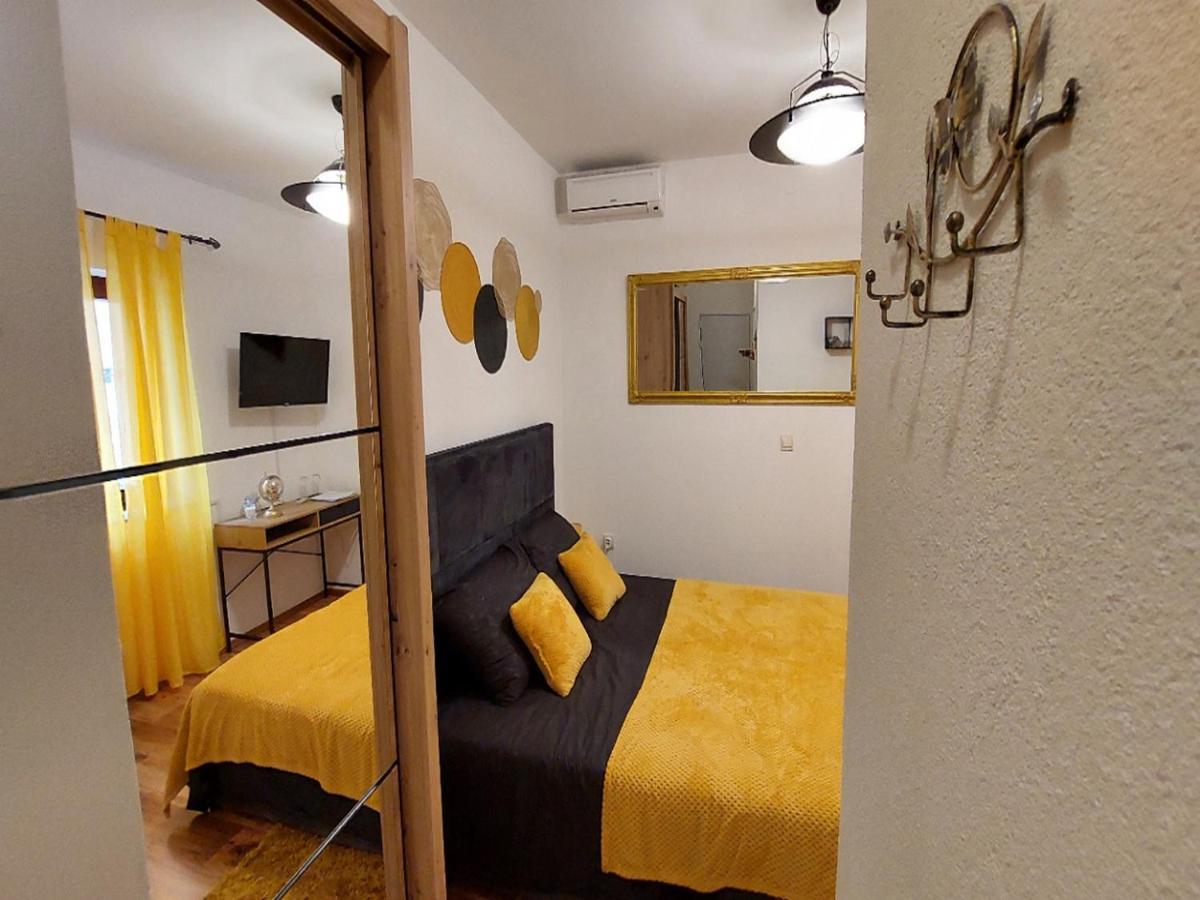 Rooms Argo Cres Εξωτερικό φωτογραφία