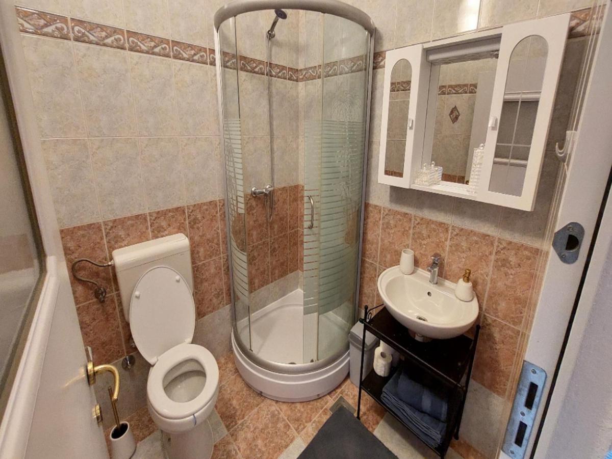 Rooms Argo Cres Εξωτερικό φωτογραφία