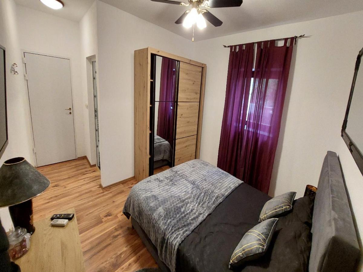 Rooms Argo Cres Εξωτερικό φωτογραφία